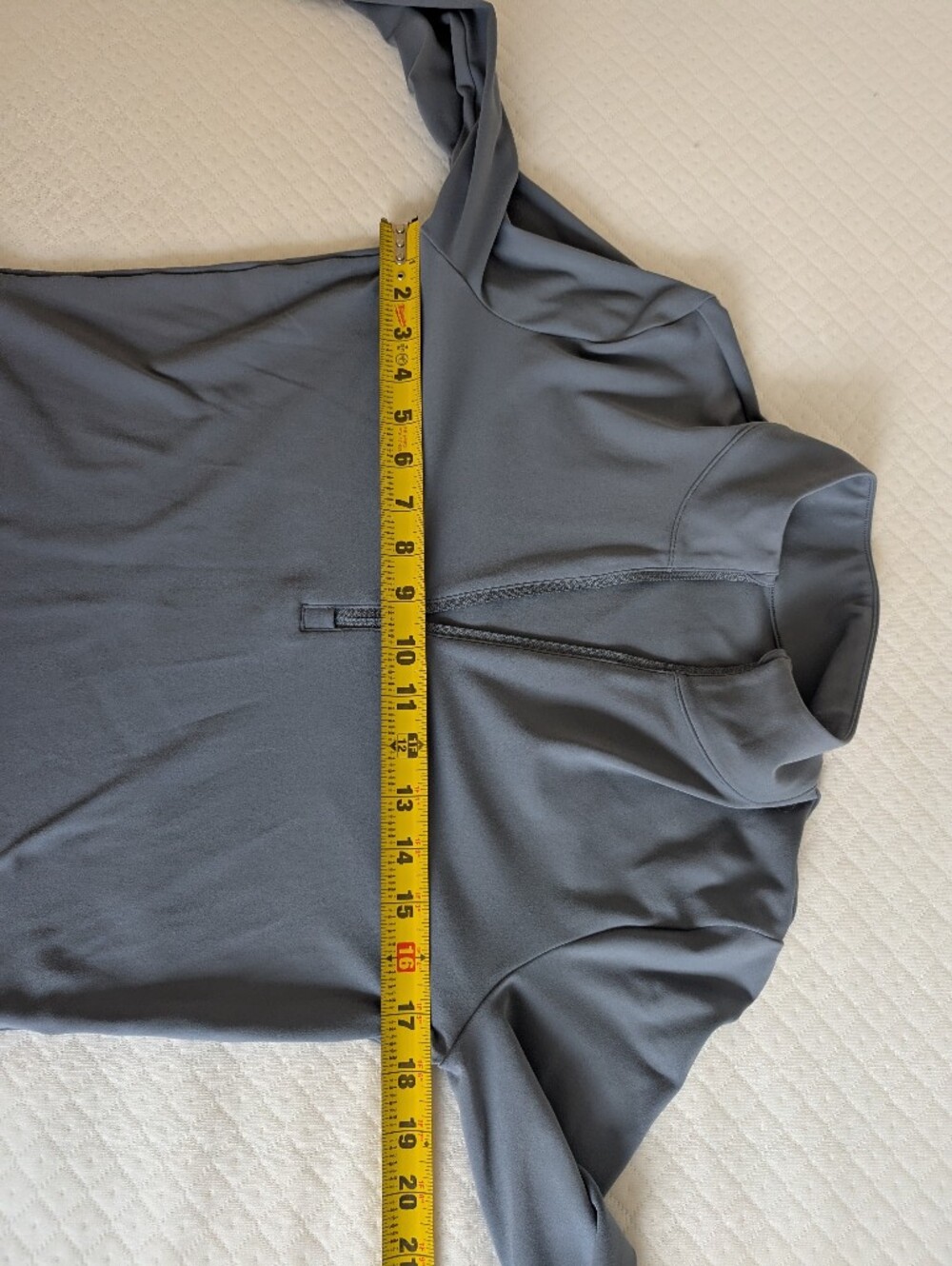 Vuori Studio Half Zip Cropped Quarter-Zip Top in Slate Blue Long Sleeve, size M - Picture 7 of 11